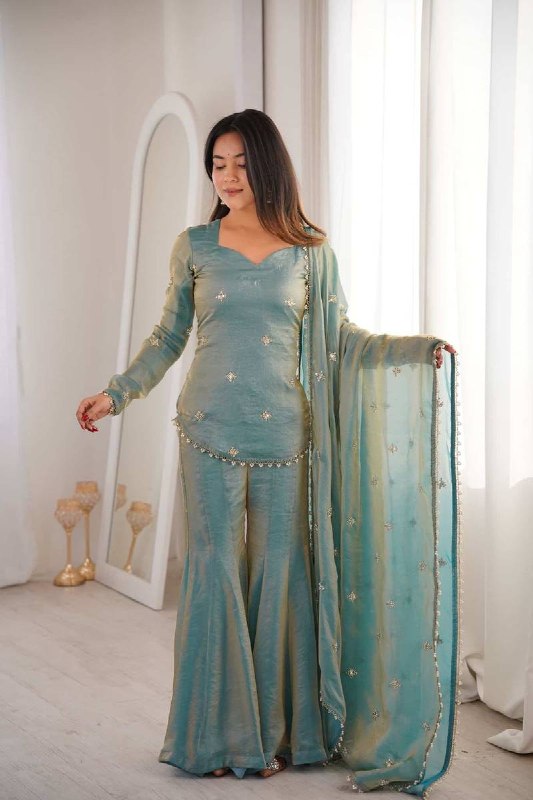 AAKRISH DESIGNERS HEAVY FRENDY SILK WITH LACE SUIT SET