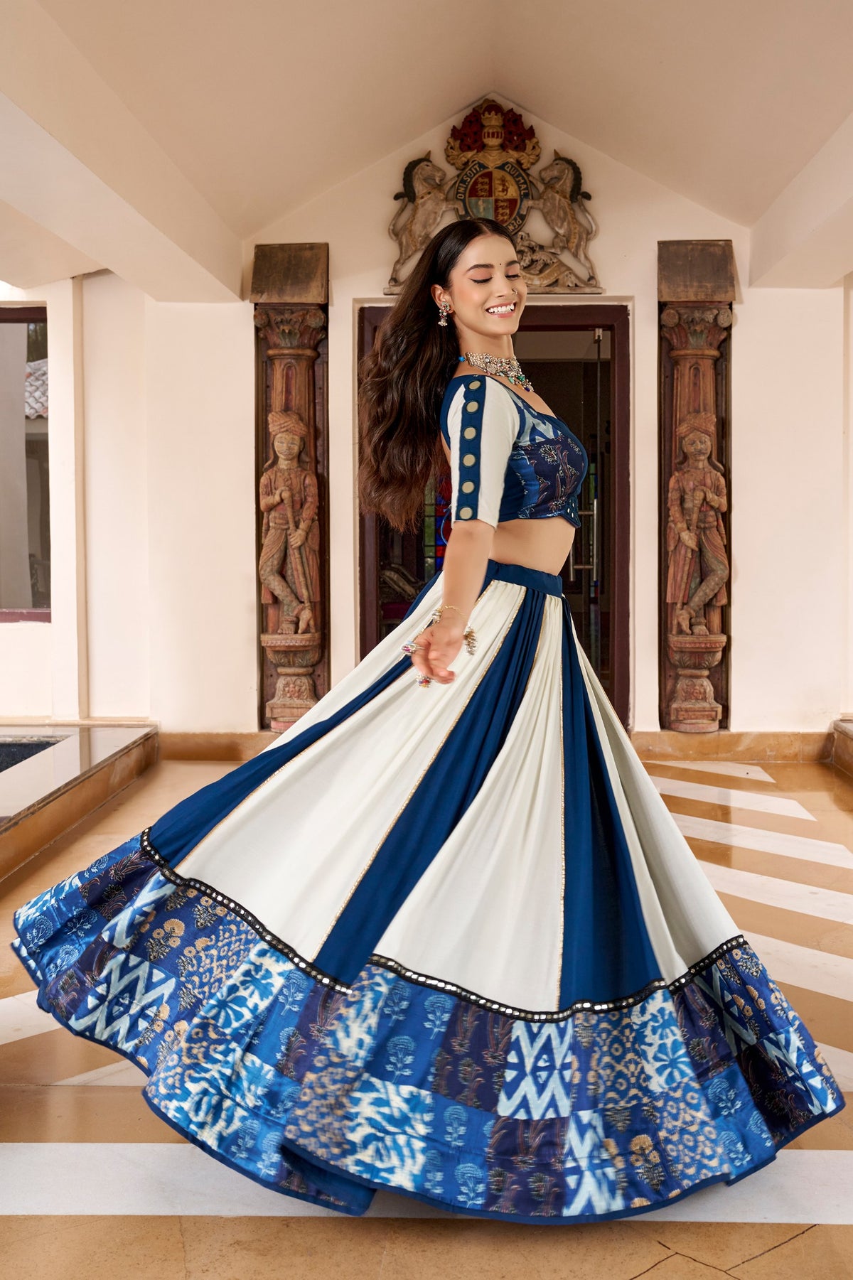 AAKRISH TRANDING TAHUKO LENGHA CHOLI COLLECTION
