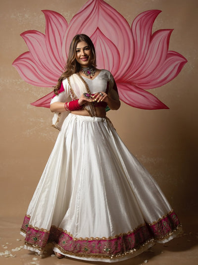 Aakrish Designers Tranding & Uniqe Style Navratri Collection Lengha Choli 2026