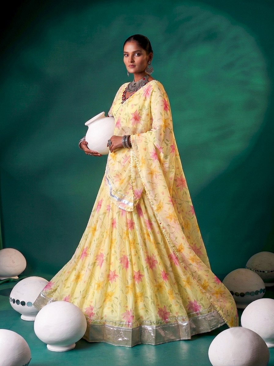 TRANDING AAKRISH DESIGNERS LENGHA CHOLI 2026