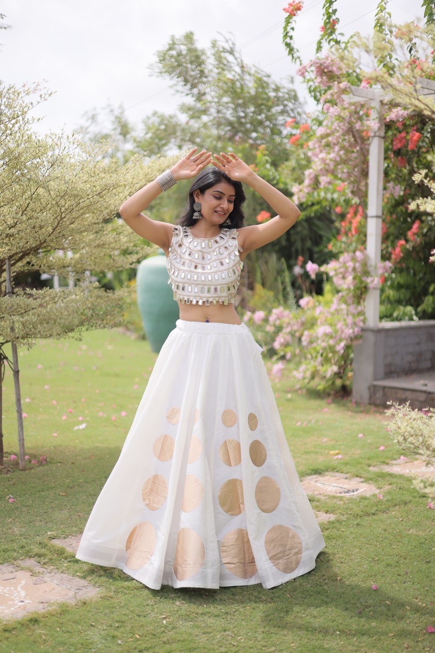AAKRISH DESIGNERS NAVRATRI LEHENGA CHOLI COLLECTIONS 2026