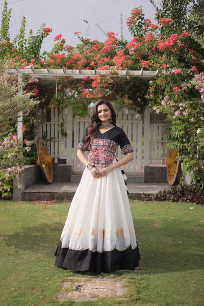 AAKRISH DESIGNERS NAVRATRI LEHENGA CHOLI COLLECTIONS-2026