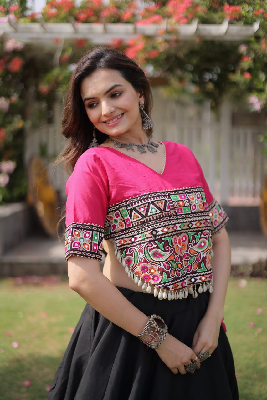 AAKRISH DESIGNERS NAVRATRI LEHENGA CHOLI COLLECTIONS-2026