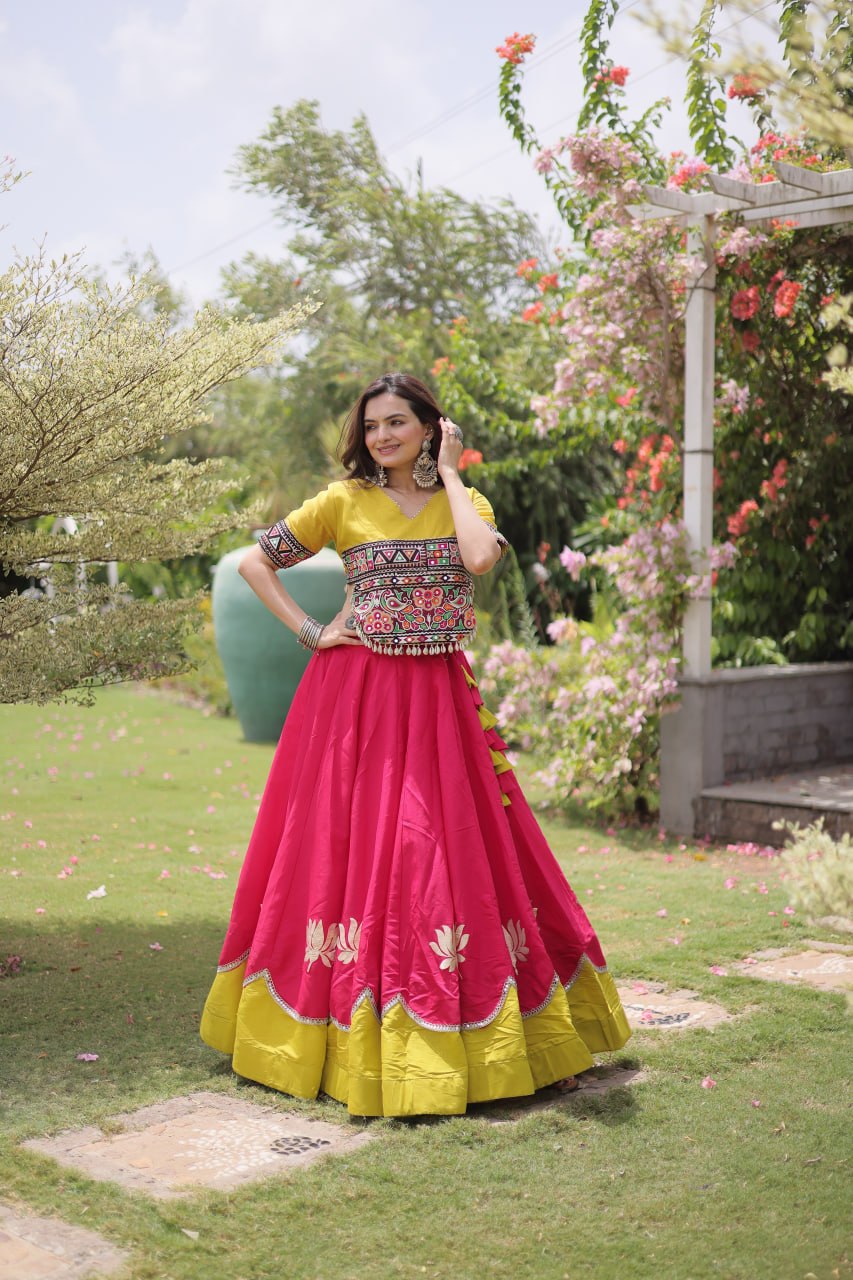 AAKRISH DESIGNERS NAVRATRI LEHENGA CHOLI COLLECTIONS-2026