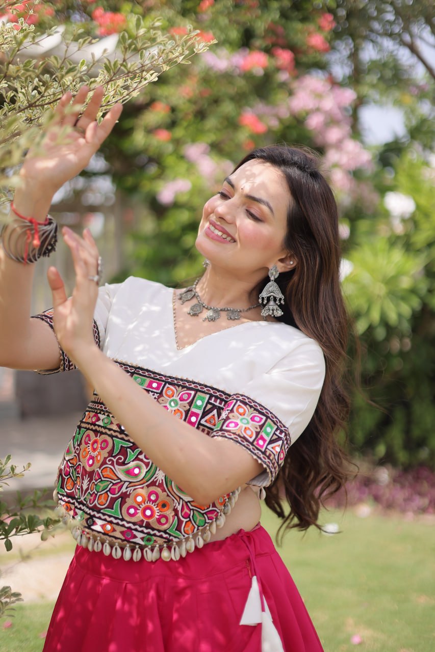 AAKRISH DESIGNERS NAVRATRI LEHENGA CHOLI COLLECTIONS-2026
