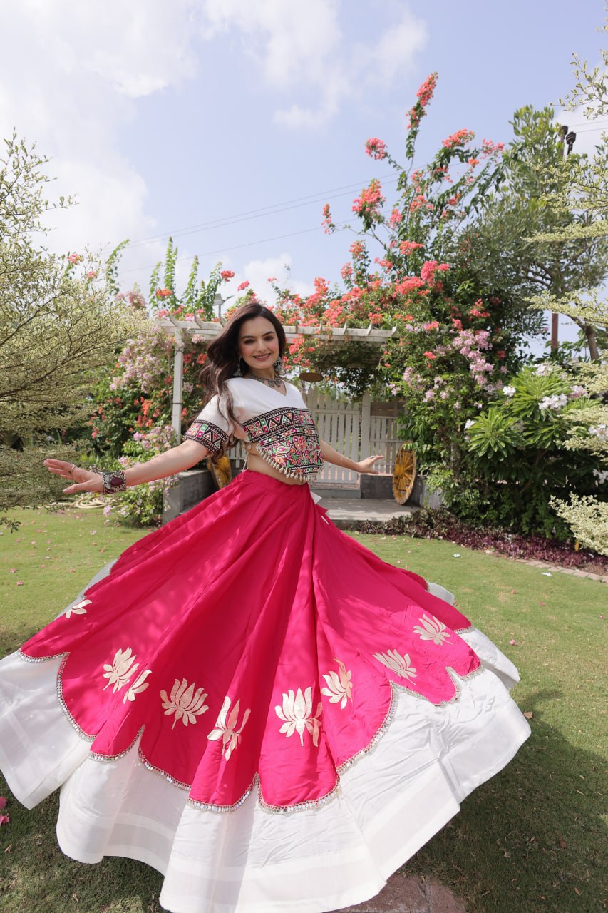 AAKRISH DESIGNERS NAVRATRI LEHENGA CHOLI COLLECTIONS-2026