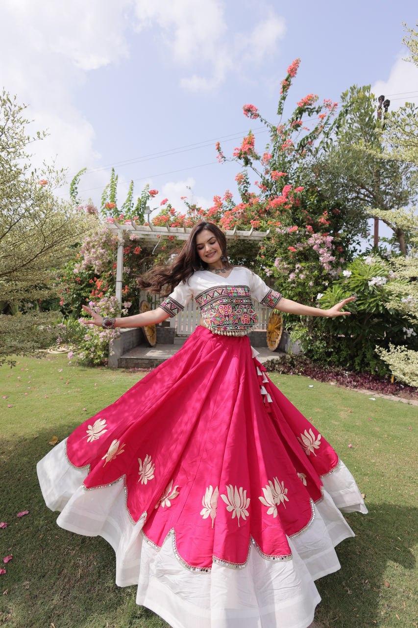 AAKRISH DESIGNERS NAVRATRI LEHENGA CHOLI COLLECTIONS-2026