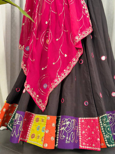 AAKRISH DESIGNERS NEW PATTERN LENGHA CHOLI BLACK 2026