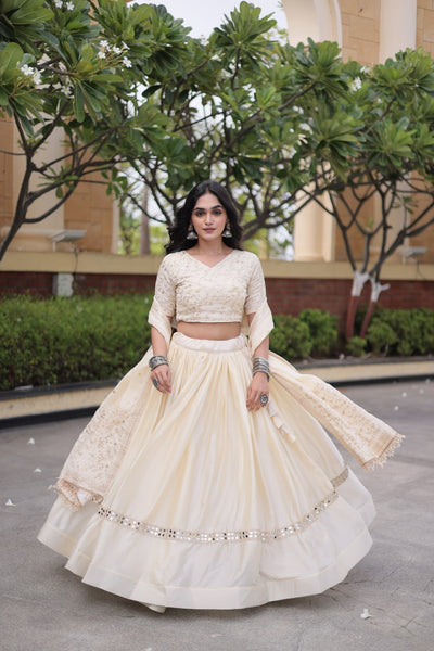 AAKRISH DESIGNERS LEHENGA CHOLI NAVRATRI & WEDDING COLLECTIONS 2026