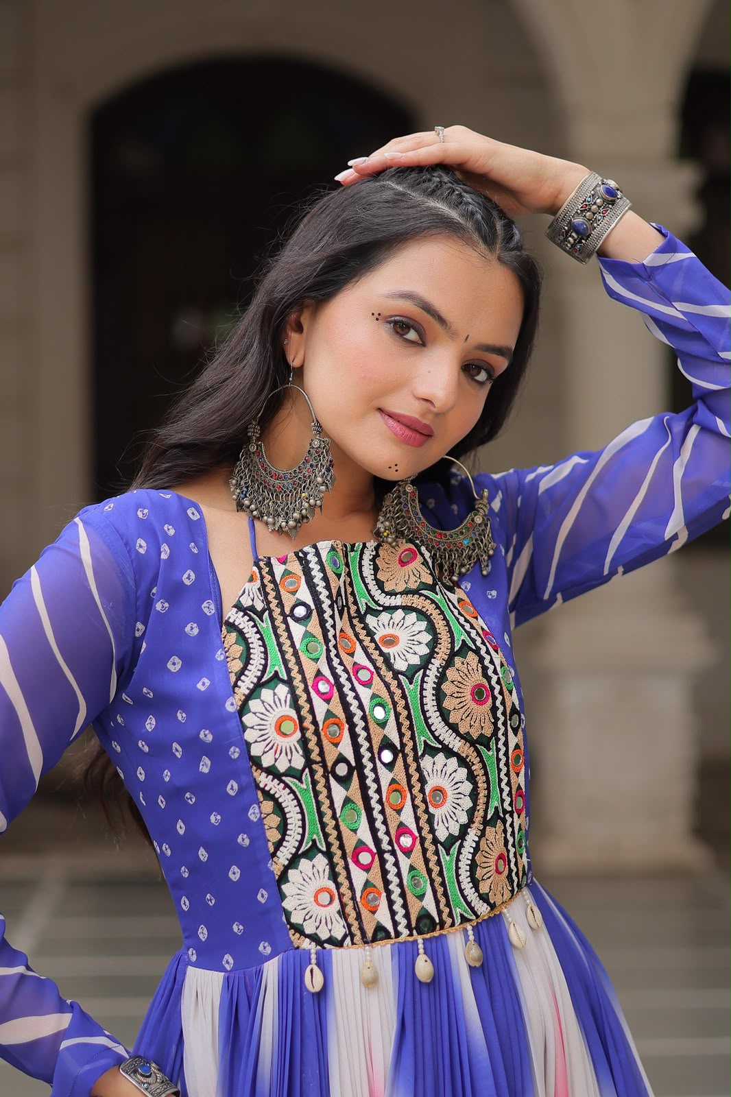 AAKRISH DESIGNERS EASY TO WEAR NAVRATRI COLLECTIOB GOWN UNIQE STYLE