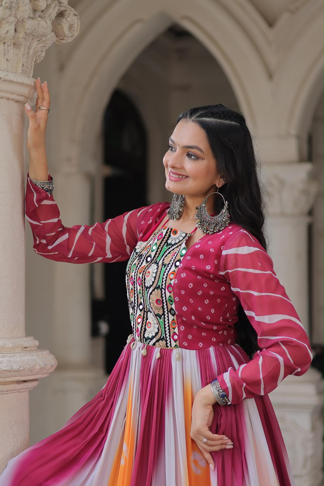 AAKRISH DESIGNERS EASY TO WEAR NAVRATRI COLLECTIOB GOWN UNIQE STYLE