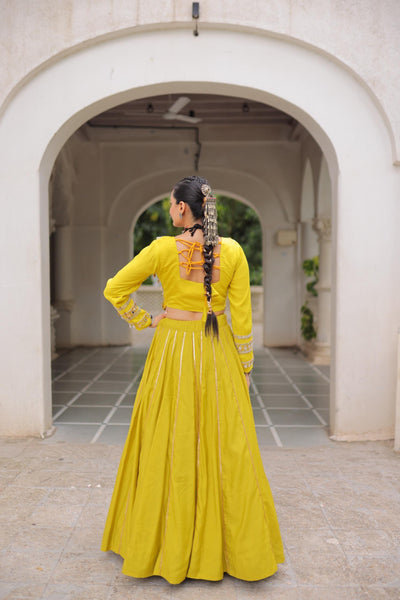AAKRISH DESIGNERS MULTY COLOUR NAVRATRI LEHENGA CHOLI COLLECTIONS