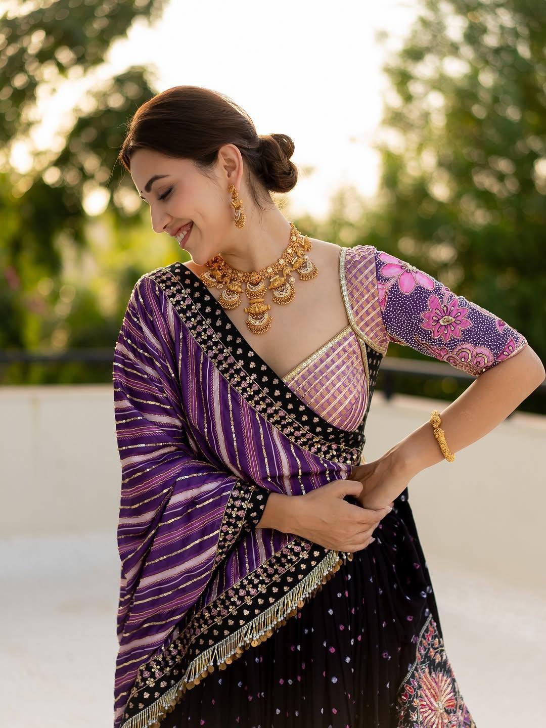 AAKRISH DESIGNERS PRESENTING NEW  TRENDING PARTYWEAR NAVRATRI COLLECTION LEHENGA CHOLI