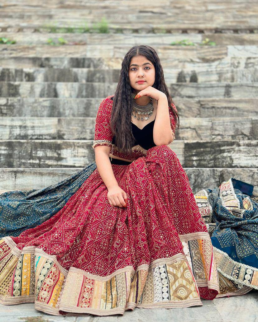 AAKRISH DESIGNERS PRESENTING NEW  TRENDING PARTYWEAR NAVRATRI COLLECTION LEHENGA CHOLI