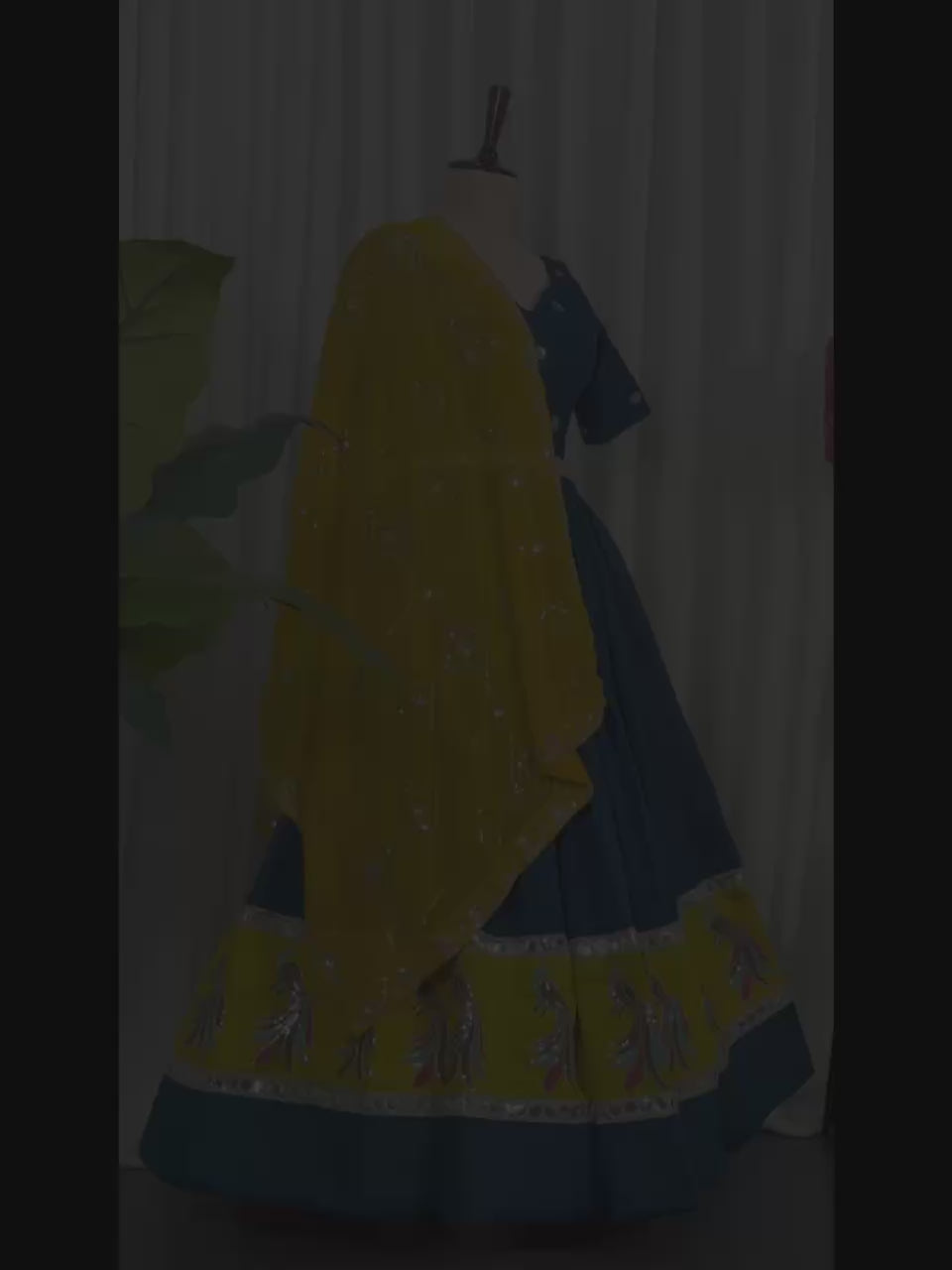 AAKRISH DESIGNERS TRANDING LENGHA CHOLI 2026