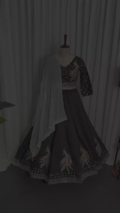 AAKRISH DESIGNERS NAVRATRI COLLECTION LENGHA CHOLI FULL STICH 2026