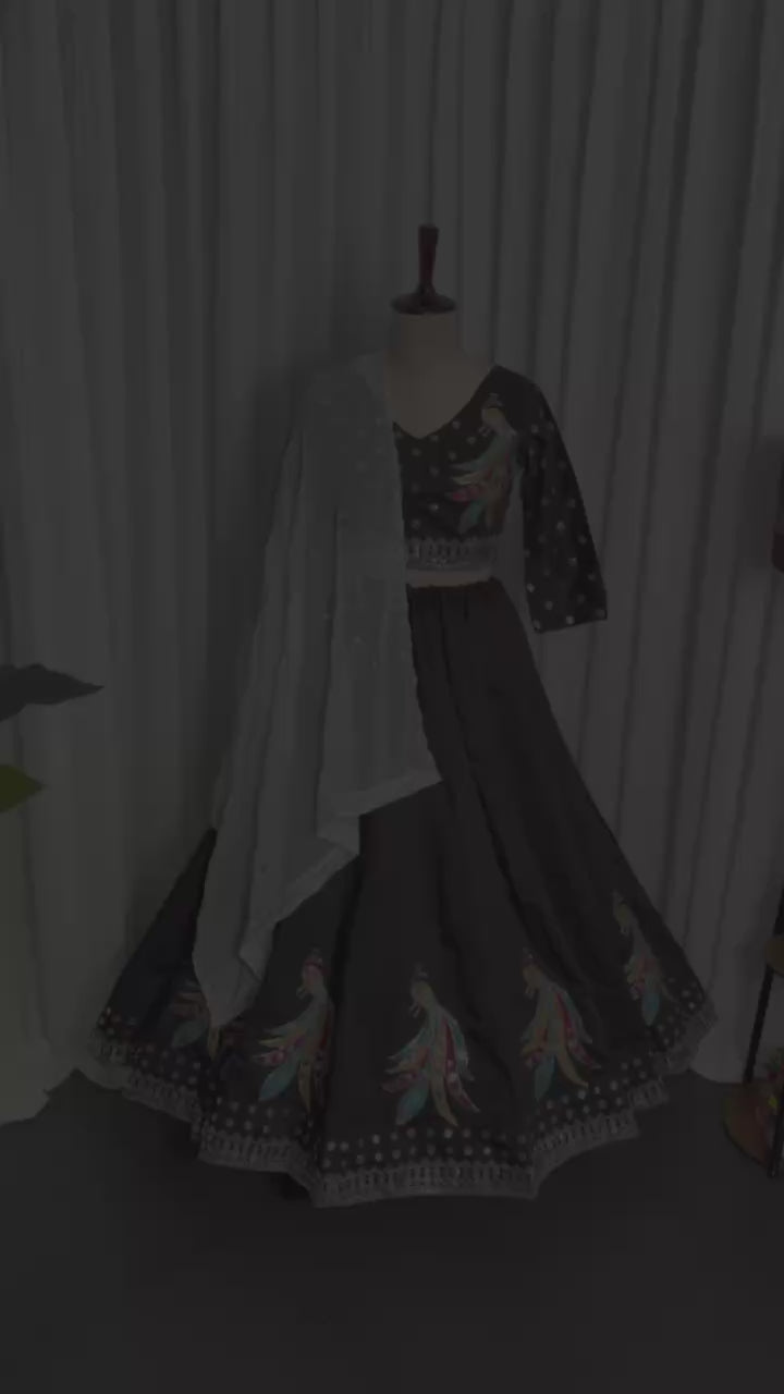 AAKRISH DESIGNERS NAVRATRI COLLECTION LENGHA CHOLI FULL STICH 2026